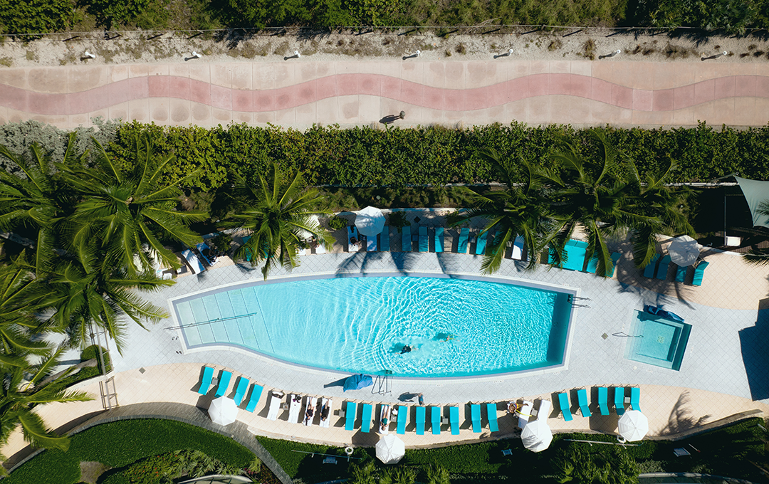 Cabana Pool_1080x680